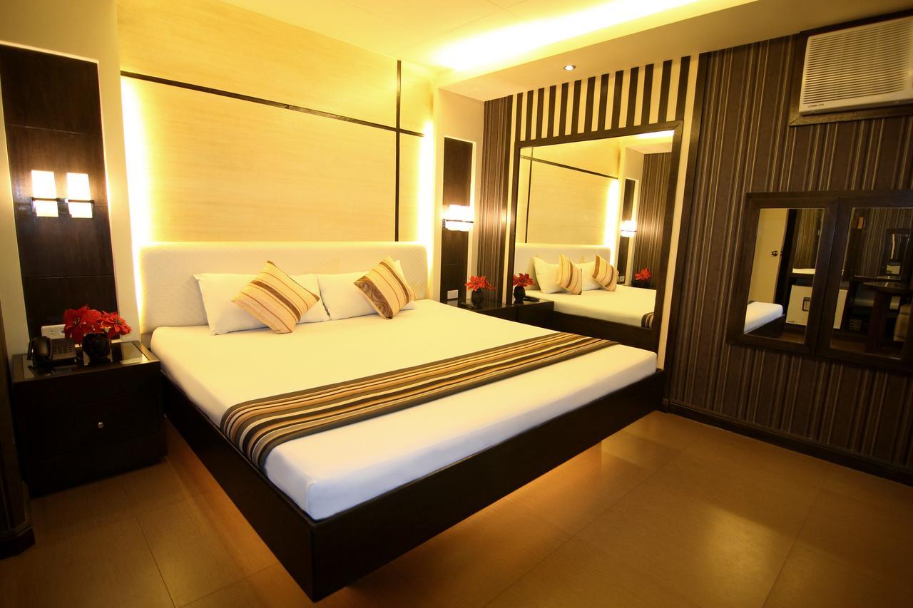 Hotel 2016 Manila Exterior photo
