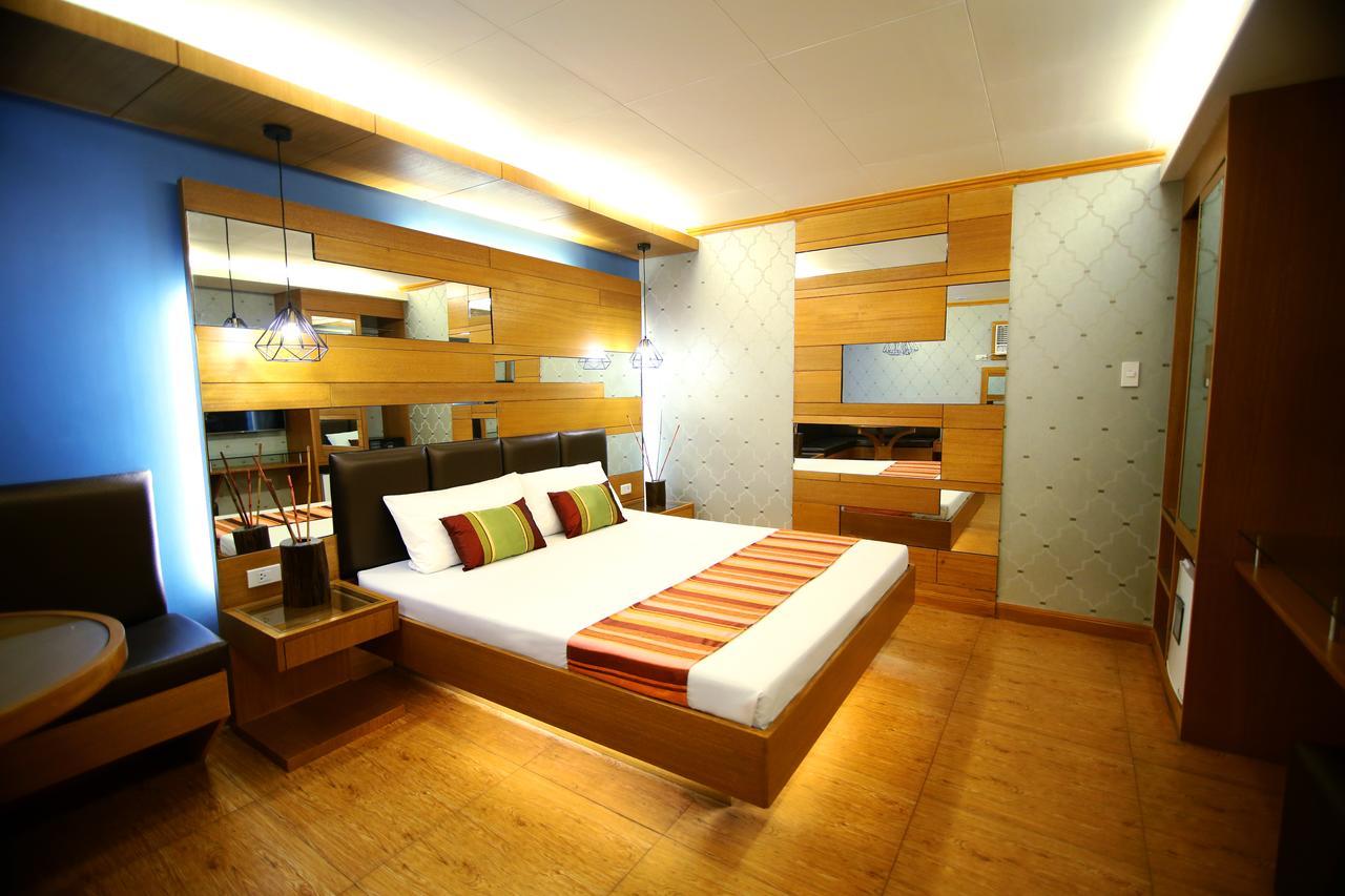 Hotel 2016 Manila Exterior photo