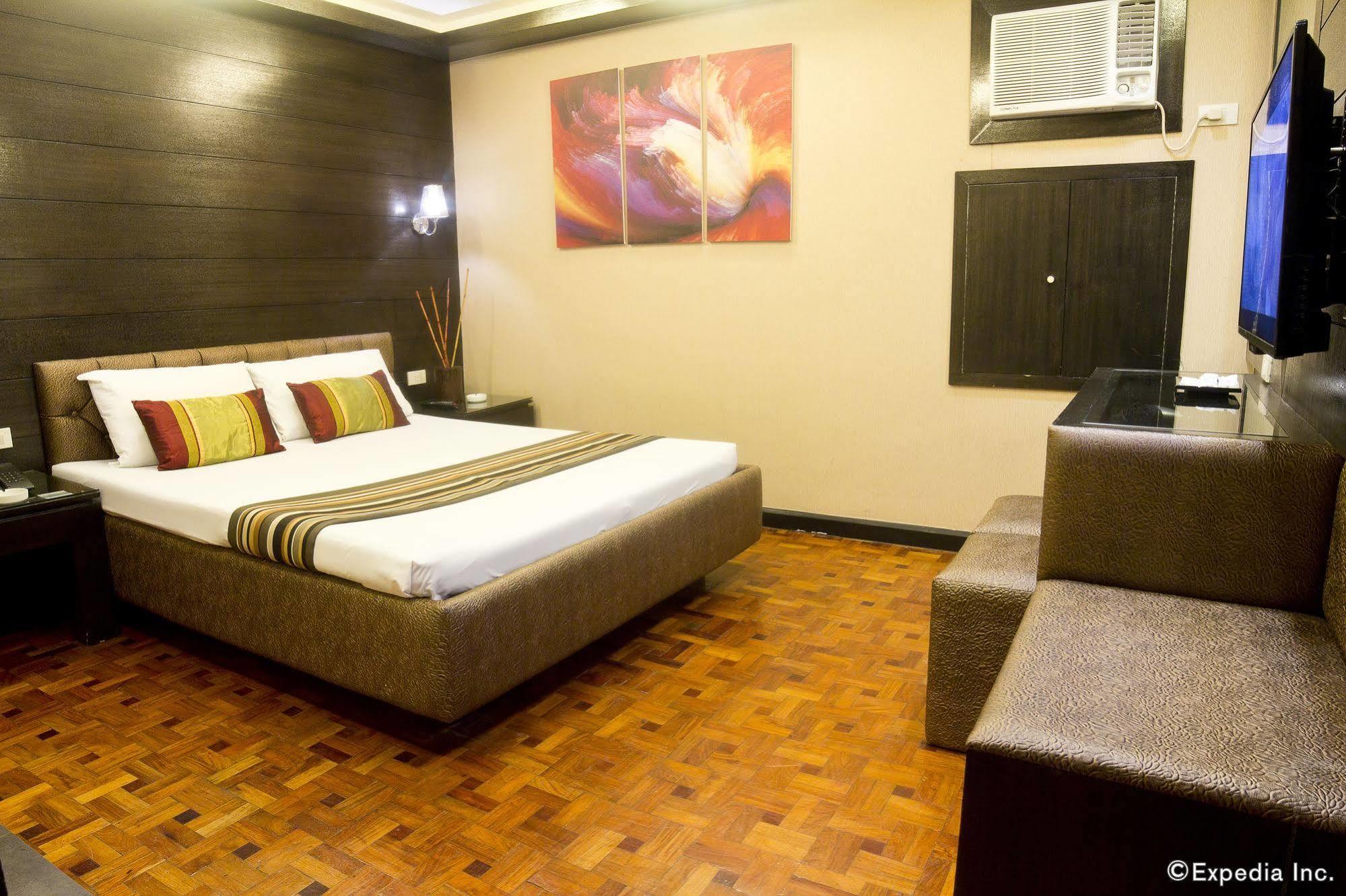 Hotel 2016 Manila Exterior photo